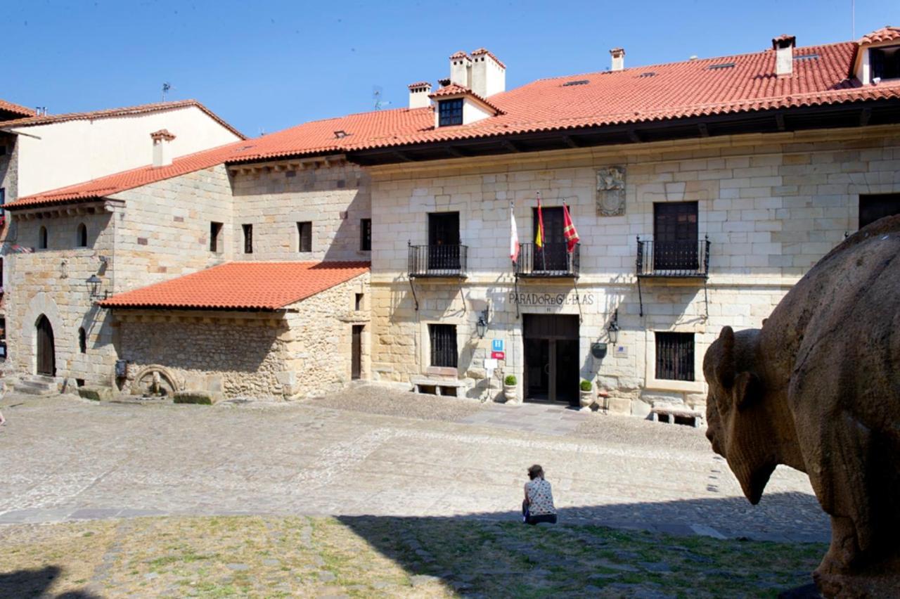 Parador De Santillana Gil Blas Сантилана дел Мар Екстериор снимка