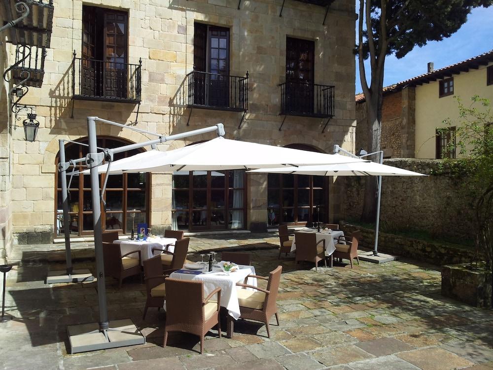 Parador De Santillana Gil Blas Сантилана дел Мар Екстериор снимка